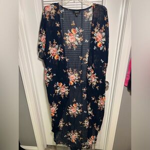 Blue and floral short sleeve long kimono.